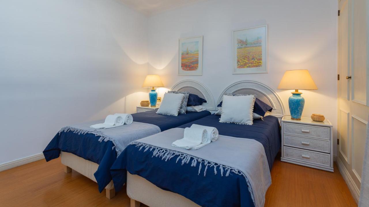 Marina 2Bdr Apartment With Balcony & Pool - 5Min From Beach By Lovelystay Quarteira Buitenkant foto